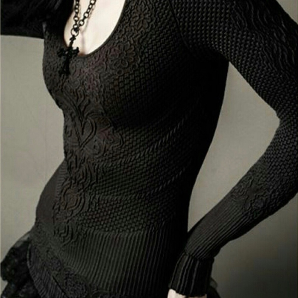 ISO!!! Heavy Red Shades of Gray Top 200$!!